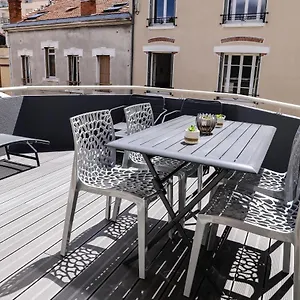 Appartement Charmant T3 Jaude + Terrasse Et Garage, Clermont-Ferrand