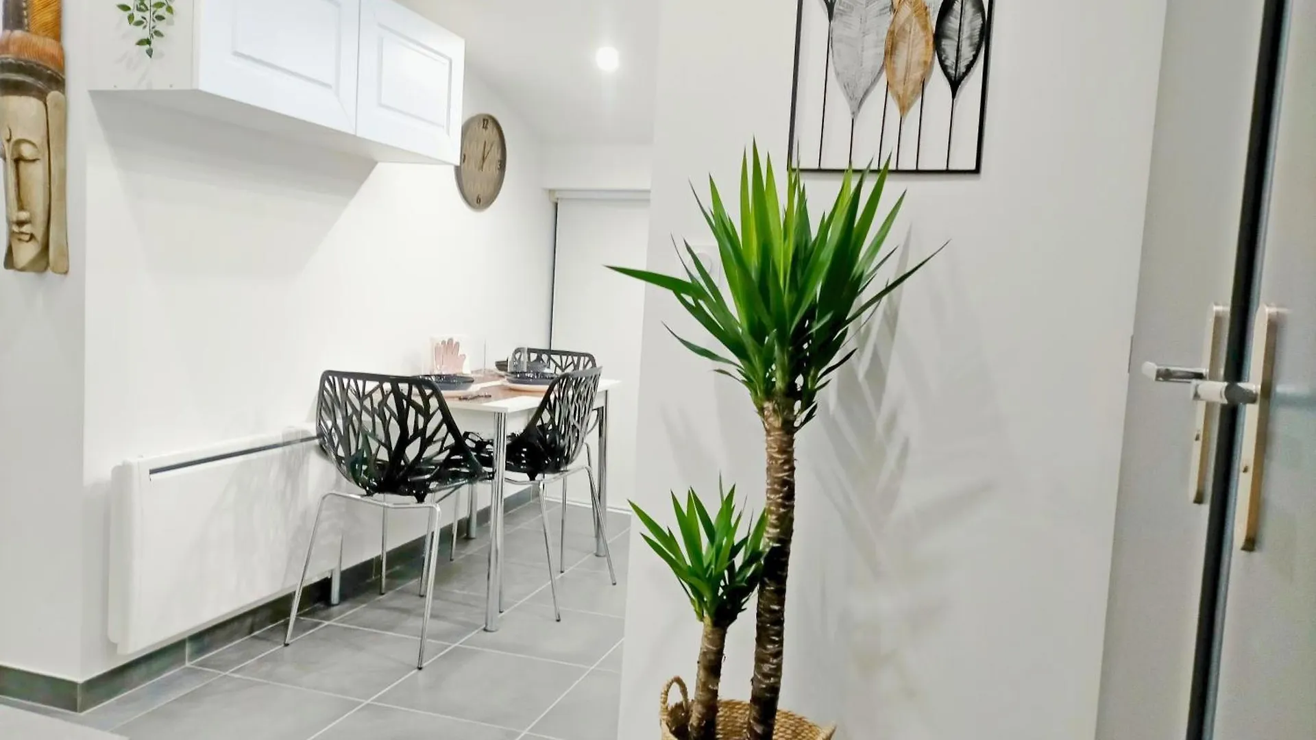 Agreable Et Moderne 2 Pieces ~ Confort Et Design Clermont-Ferrand 0*,  France